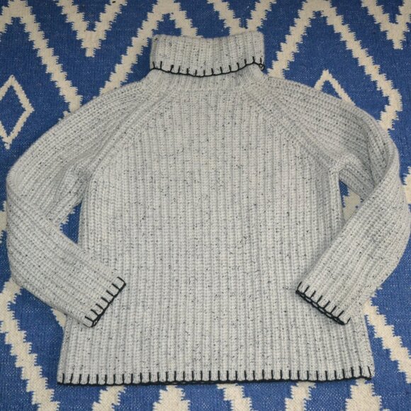 Club Monaco 100% Cashmere AMORAY Sweater Blanket Stitch Turtleneck SMALL - Picture 3 of 11